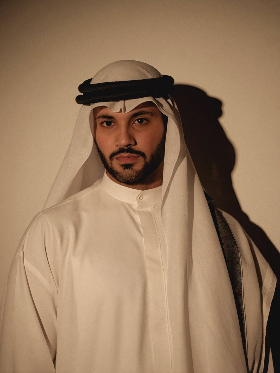 Portrait style reference, man in kandura and ghutra